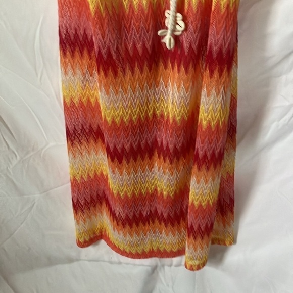 C & C California: Sheer red/orange/yellow beach coverup with pockets- M - Picture 13 of 16